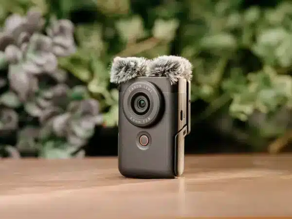 Canon PowerShot V10 Camera